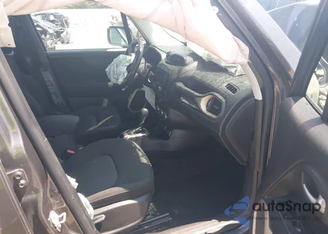 2017 Jeep Renegade Sport Fwd из США, поврежденный, VIN ZACCJAAB6HPF86841